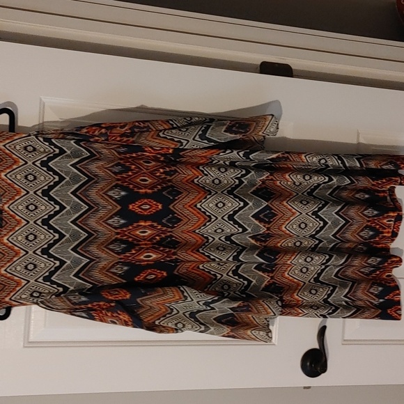 R&K Multicolor Chevron Dress Women's 24 Wide Cold Shoulder Lightweight Events - Picture 7 of 7